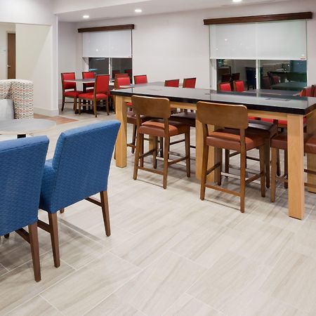 Holiday Inn Express & Suites - Dickinson By Ihg Buitenkant foto