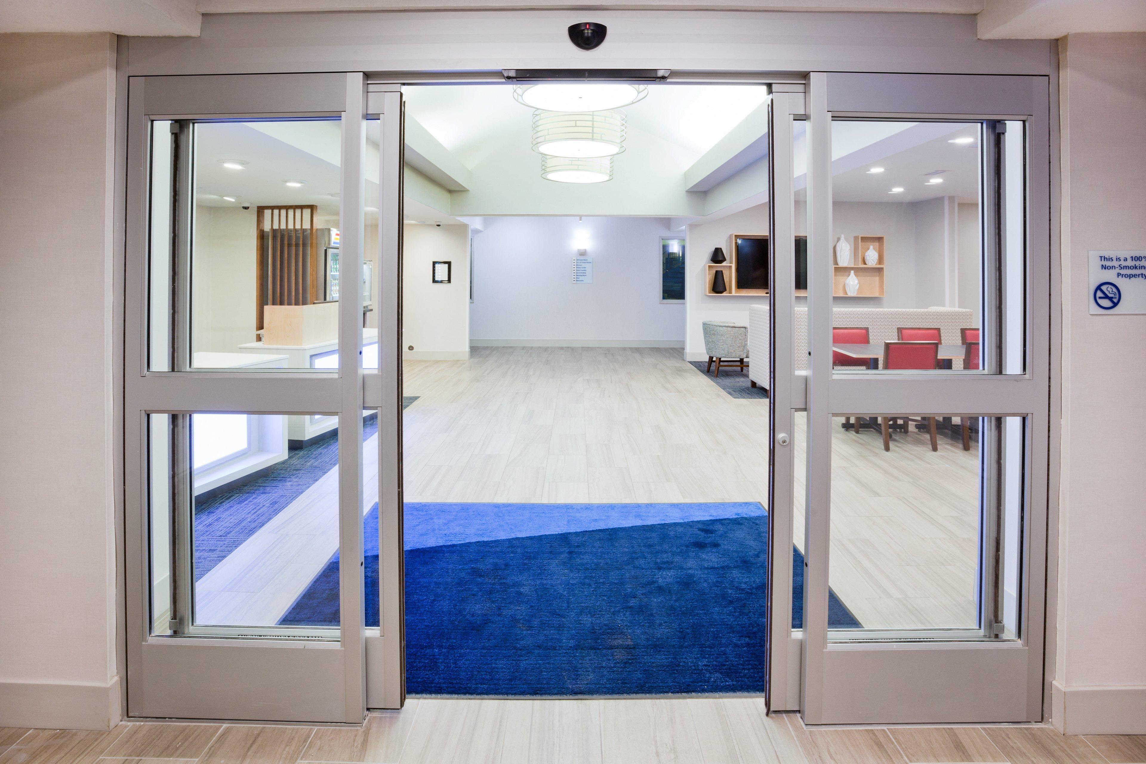 Holiday Inn Express & Suites - Dickinson By Ihg Buitenkant foto