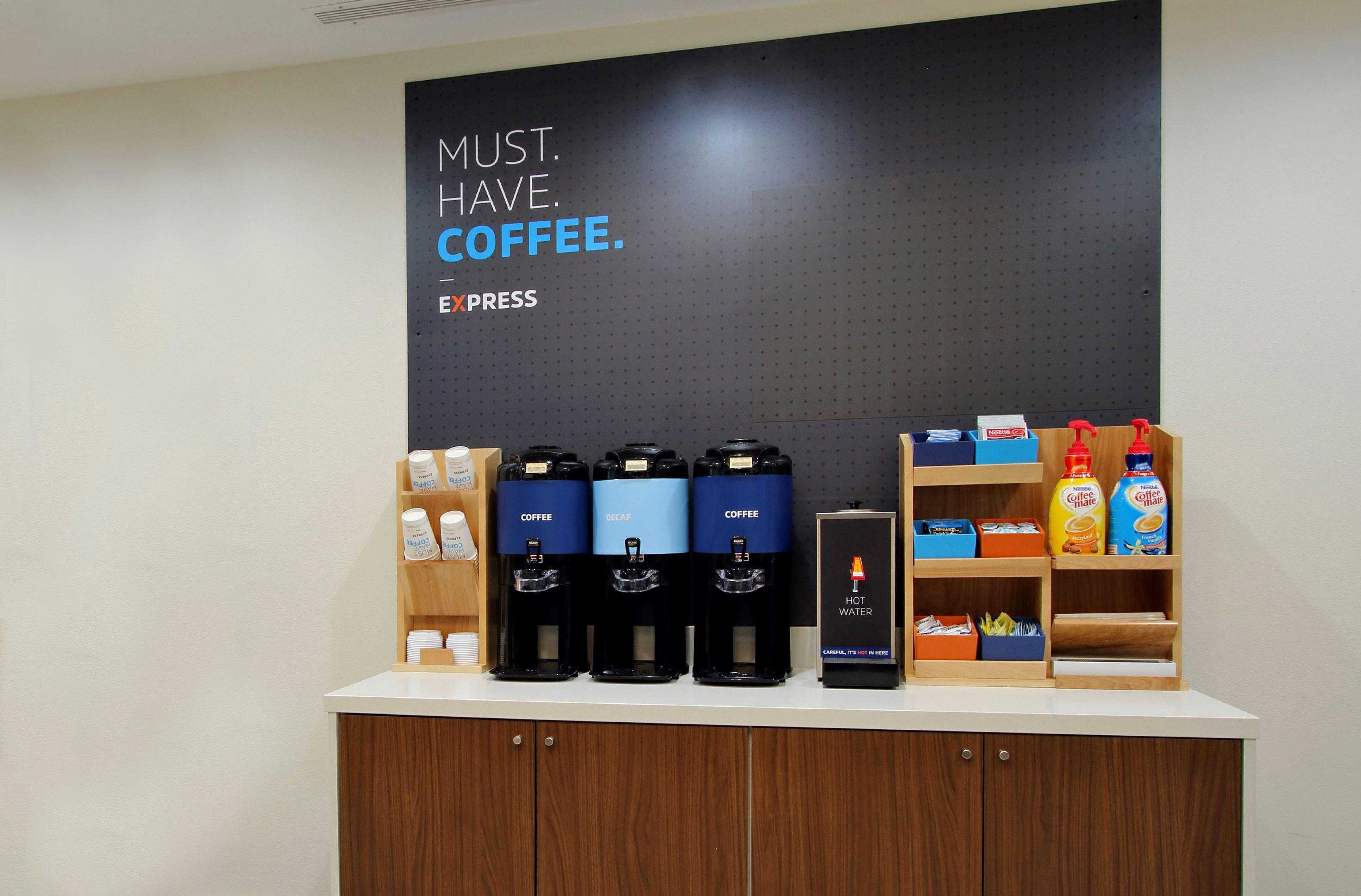 Holiday Inn Express & Suites - Dickinson By Ihg Buitenkant foto