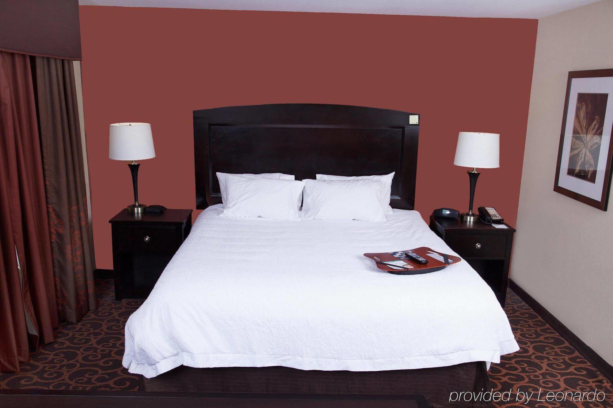Holiday Inn Express & Suites - Dickinson By Ihg Buitenkant foto