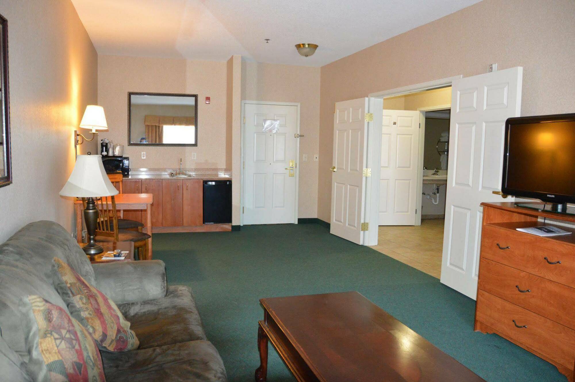 Holiday Inn Express & Suites - Dickinson By Ihg Buitenkant foto